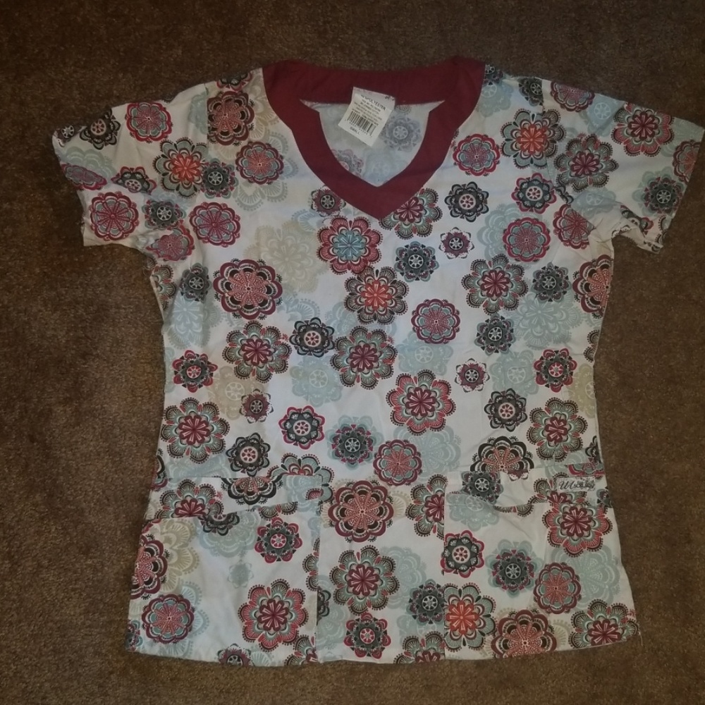 UA Scrub Top